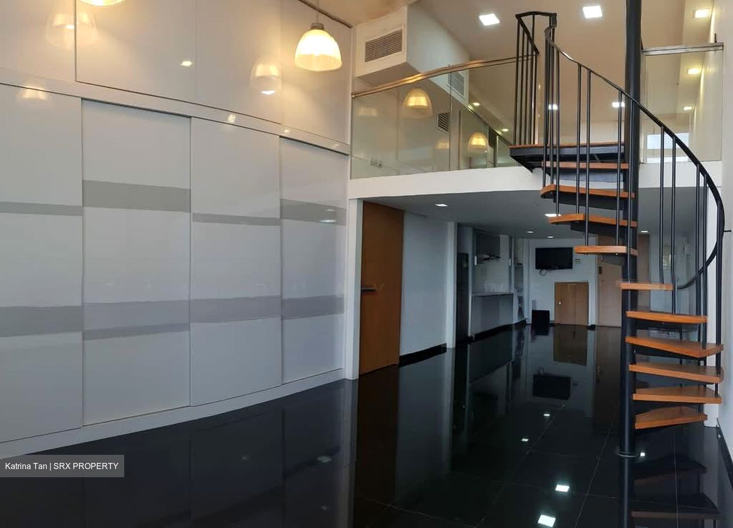 The Central (D1), Office #572071591